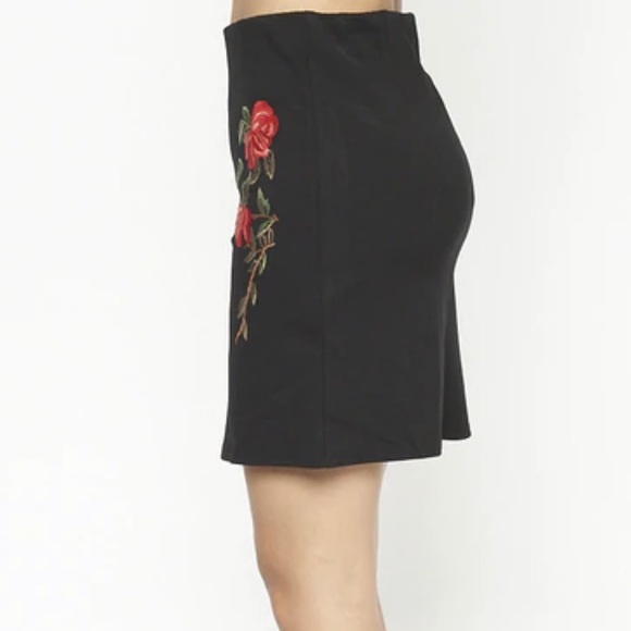 Black Skirt with Flower Embroidery - Picture 3 of 9